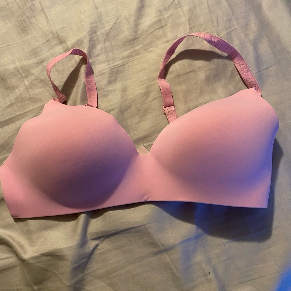 Victoria Secret Wireless Bra